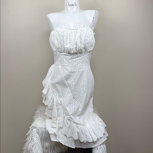 🎀 NWT TRUE DECADENCE white strapless crochet lace ruffle dress US 10